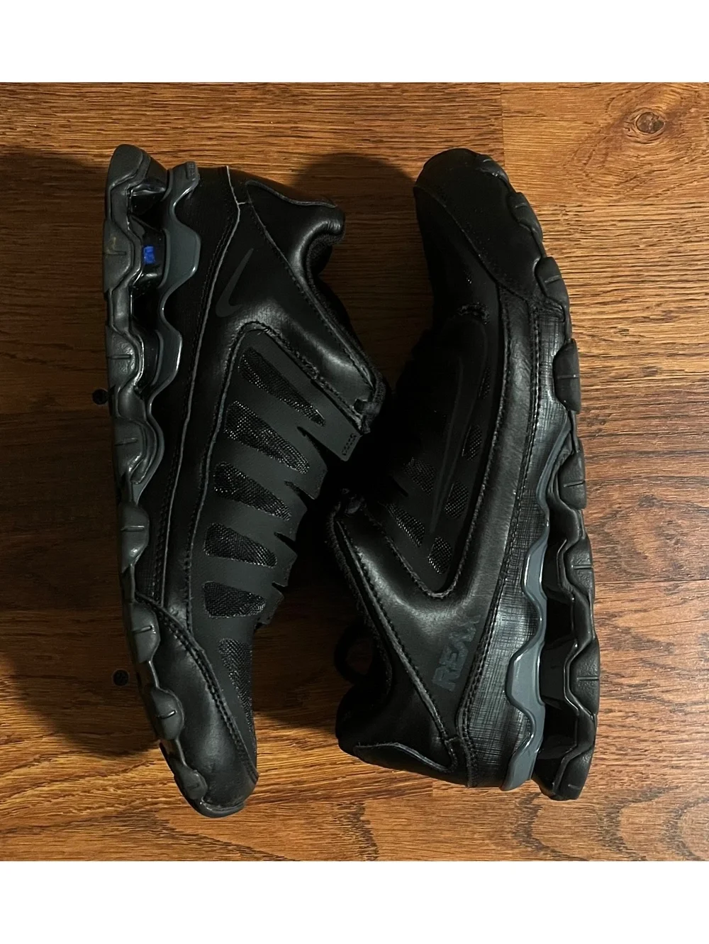Nike Reax 8 TR Anthracite Black Sneakers US 9.5